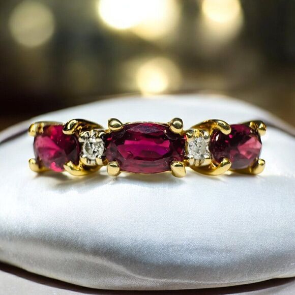 14K Gold- Natural Ruby & Diamond Ring -Size 6.25- .83CTTW -Oval- HIGH CLARITY-2g display picture 1